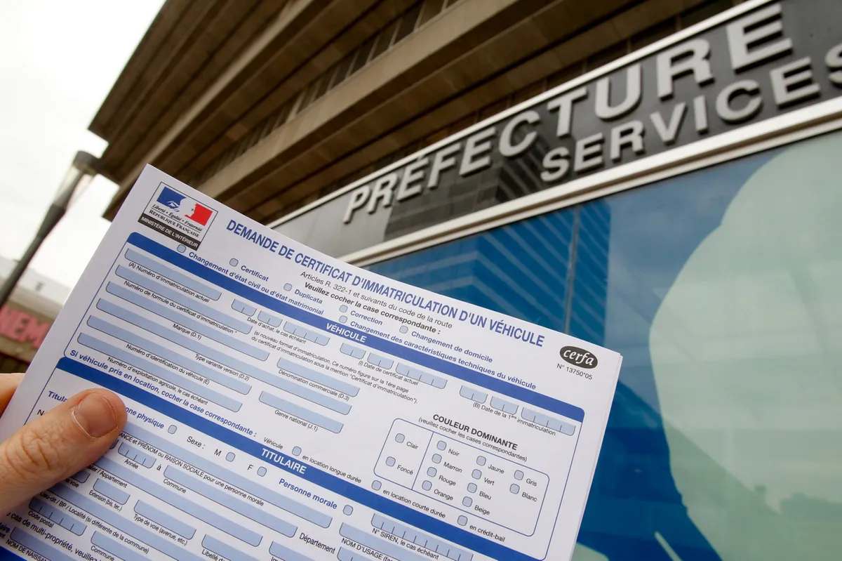 Quelles sont les démarches à effectuer pour l’obtention d’un certificat d’immatriculation WW ?